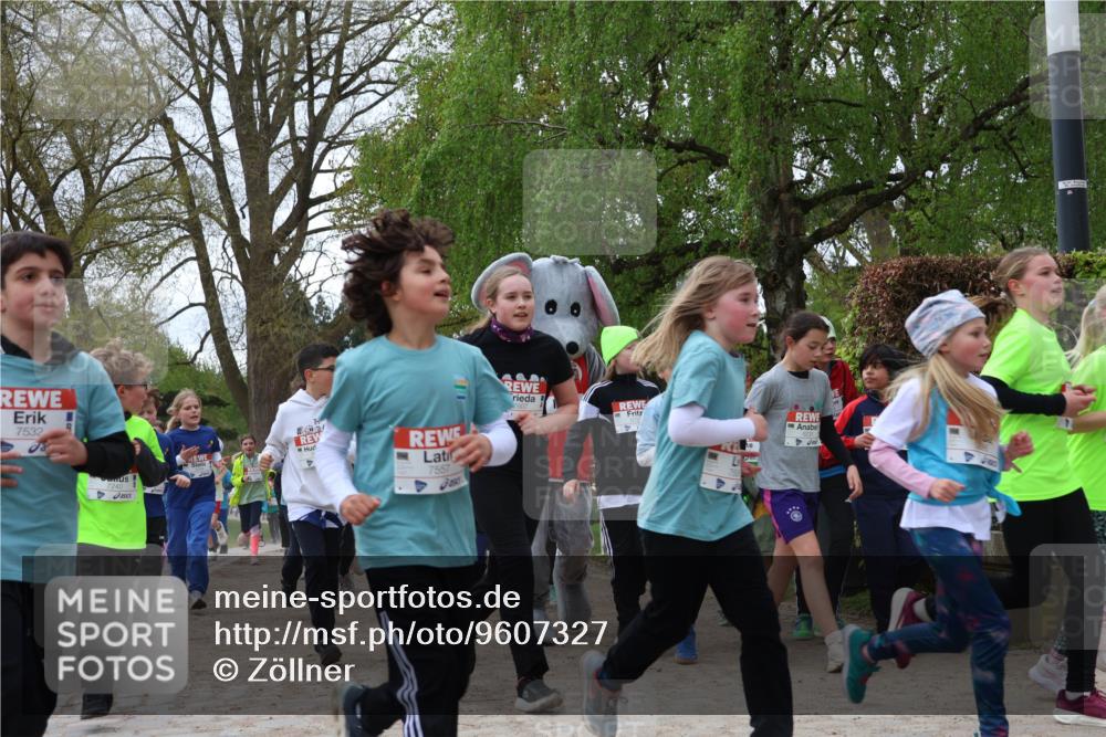 25.04.2026 - Das Zehntel Zöllner http://msf.ph/oto/9607327 25.04.2026 09:42:52 Laufen 7532, 7557 meine-sportfotos.de