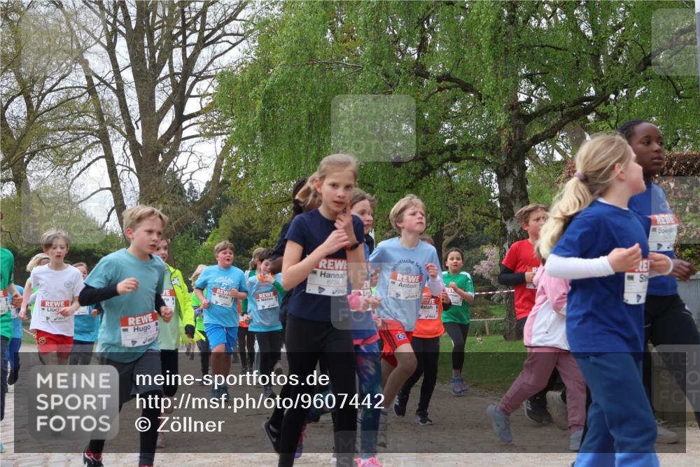 25.04.2026 - Das Zehntel Zöllner http://msf.ph/oto/9607442 25.04.2026 09:42:56 Laufen 6734, 7413 meine-sportfotos.de