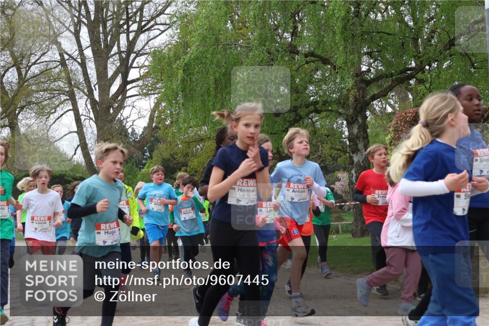 25.04.2026 - Das Zehntel Zöllner http://msf.ph/oto/9607445 25.04.2026 09:42:56 Laufen 6734, 9 meine-sportfotos.de