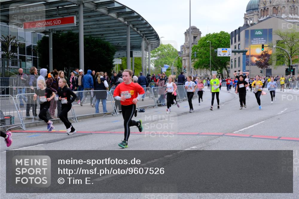 25.04.2026 - Das Zehntel Tim E. http://msf.ph/oto/9607526 25.04.2026 15:02:25 Ziel 15011, 15937, 15947, 15948, 16030, 16049, 16202, 16301, 16305, 16564, 16628, 16635, 16658, 16674, 17088, 17348, 17355, 17612, 17668, 18019 meine-sportfotos.de