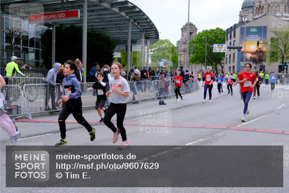25.04.2026 - Das Zehntel Tim E. http://msf.ph/oto/9607629 25.04.2026 15:02:41 Ziel 15489, 15492, 15500, 15755, 16083, 16330, 17438, 17445, 17582, 18071, 18075, 18121 meine-sportfotos.de
