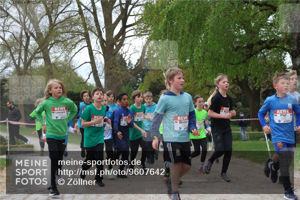 25.04.2026 - Das Zehntel Zöllner http://msf.ph/oto/9607642 25.04.2026 09:43:06 Laufen 50, 1, 6299 meine-sportfotos.de