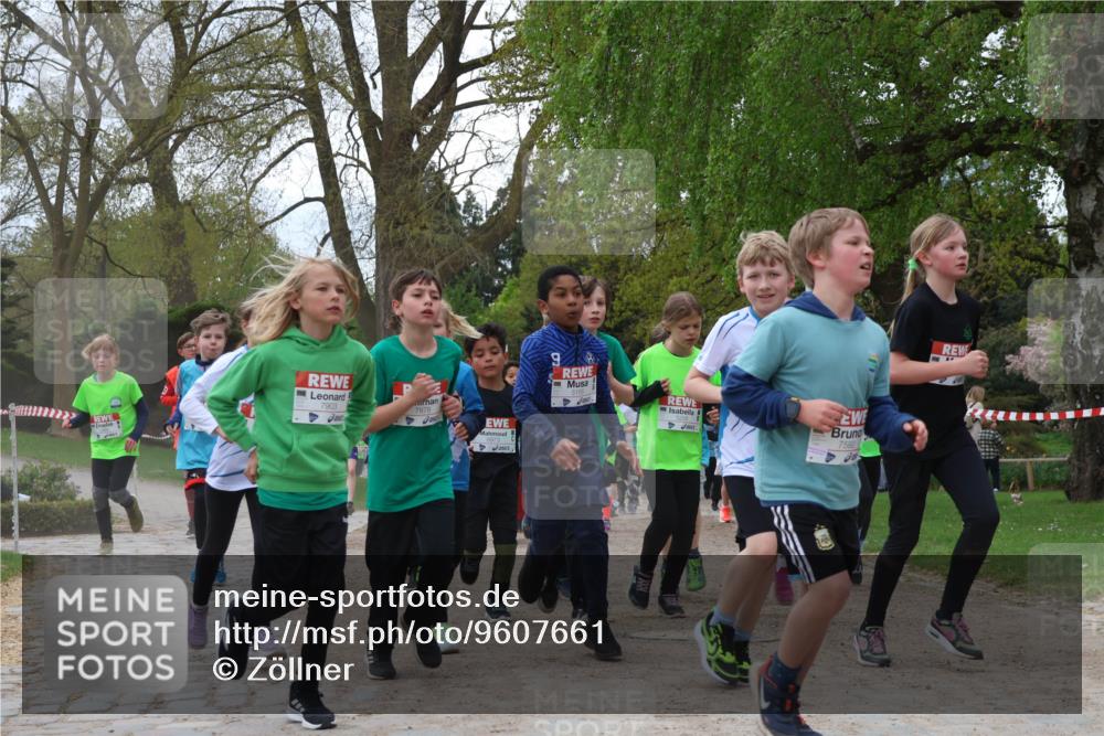 25.04.2026 - Das Zehntel Zöllner http://msf.ph/oto/9607661 25.04.2026 09:43:06 Laufen 7903, 7878, 7592 meine-sportfotos.de