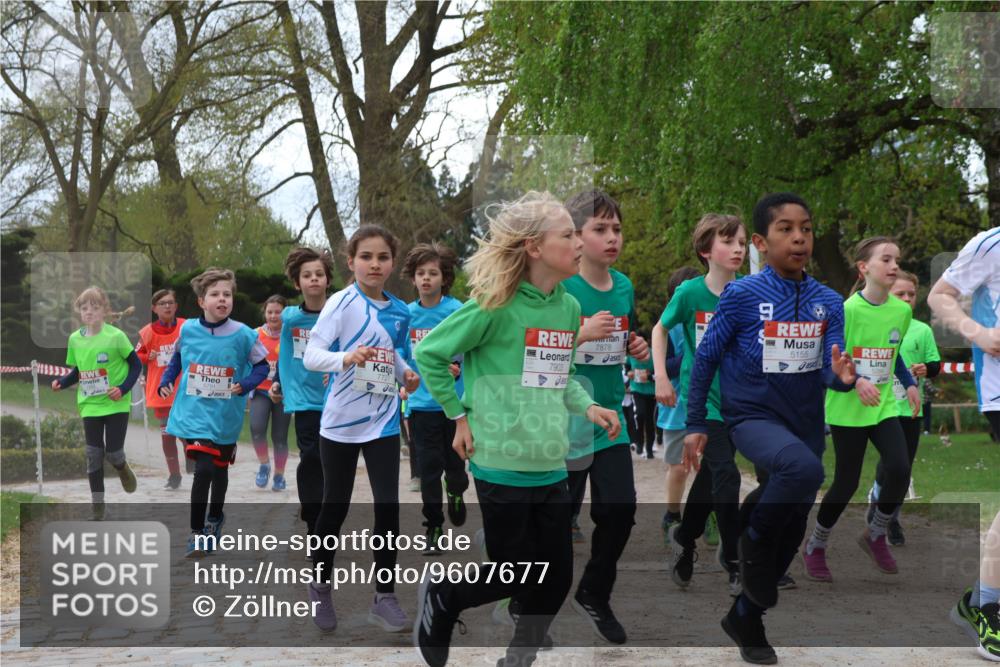 25.04.2026 - Das Zehntel Zöllner http://msf.ph/oto/9607677 25.04.2026 09:43:07 Laufen 7727, 7903, 7878, 9, 5155, 250 meine-sportfotos.de