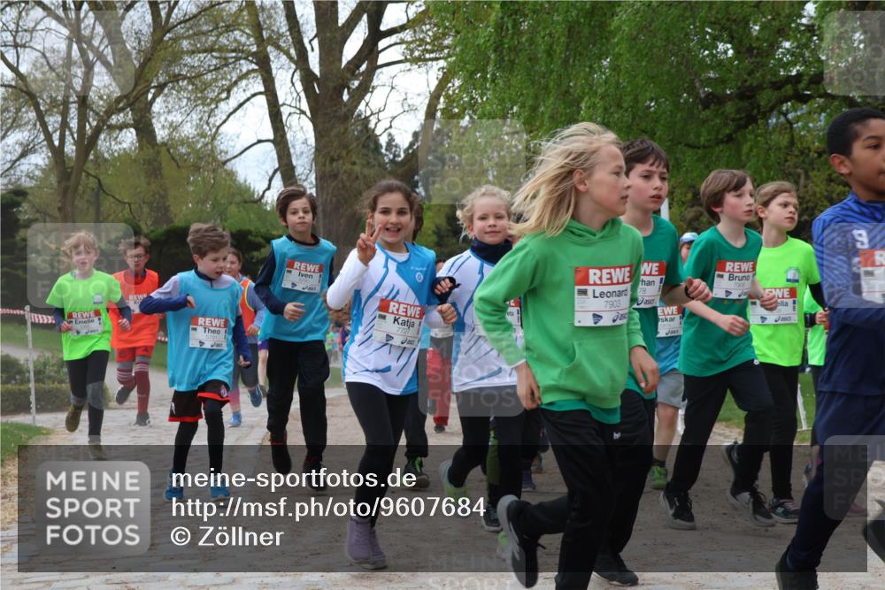 25.04.2026 - Das Zehntel Zöllner http://msf.ph/oto/9607684 25.04.2026 09:43:07 Laufen 5791, 7727, 78, 7903, 5815, 7906, 9 meine-sportfotos.de
