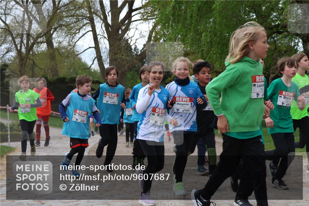 25.04.2026 - Das Zehntel Zöllner http://msf.ph/oto/9607687 25.04.2026 09:43:07 Laufen 5791, 7727, 7714, 7906 meine-sportfotos.de