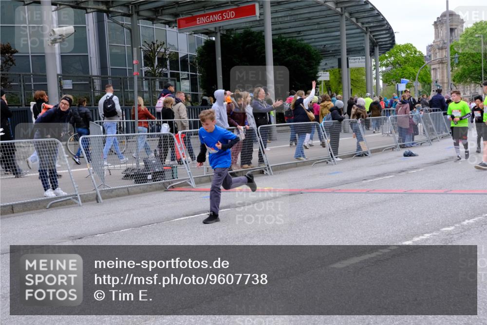 25.04.2026 - Das Zehntel Tim E. http://msf.ph/oto/9607738 25.04.2026 15:02:57 Ziel 15989, 15993, 16207, 16415, 16444, 16457, 16935, 16936, 16941, 17027, 17403, 18082 meine-sportfotos.de
