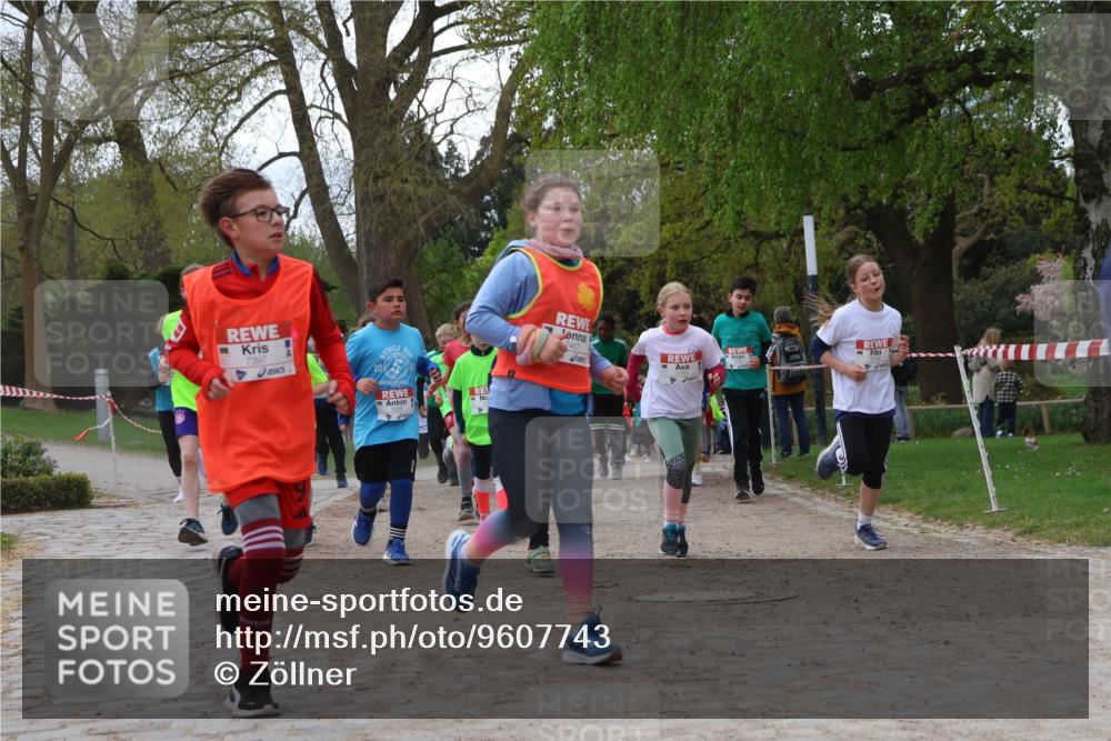 25.04.2026 - Das Zehntel Zöllner http://msf.ph/oto/9607743 25.04.2026 09:43:10 Laufen 7397, 7407 meine-sportfotos.de