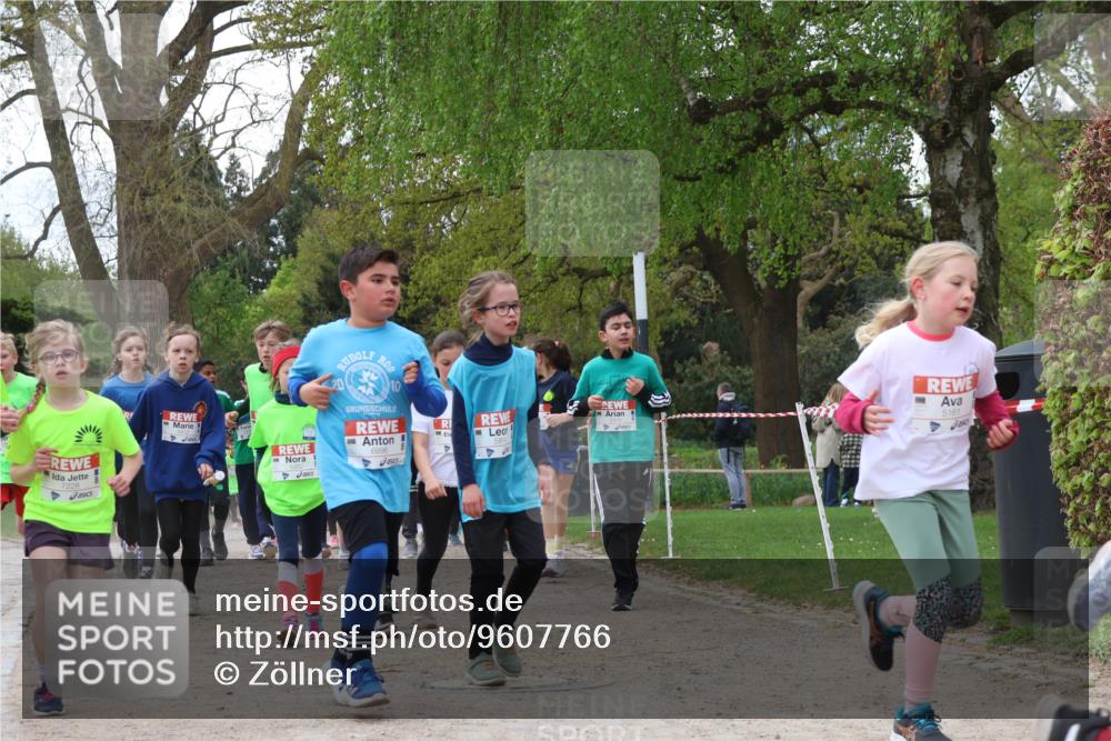 25.04.2026 - Das Zehntel Zöllner http://msf.ph/oto/9607766 25.04.2026 09:43:11 Laufen 7228, 20, 10, 6896, 4, 5161 meine-sportfotos.de