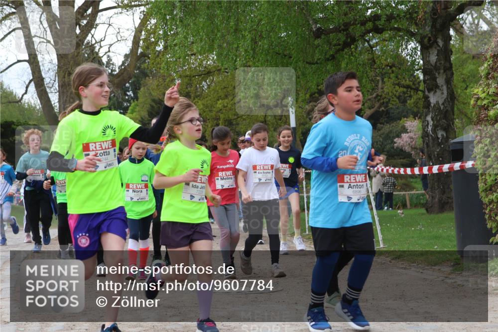 25.04.2026 - Das Zehntel Zöllner http://msf.ph/oto/9607784 25.04.2026 09:43:12 Laufen 244, 5262, 5159, 7228, 5153, 201, 6896 meine-sportfotos.de