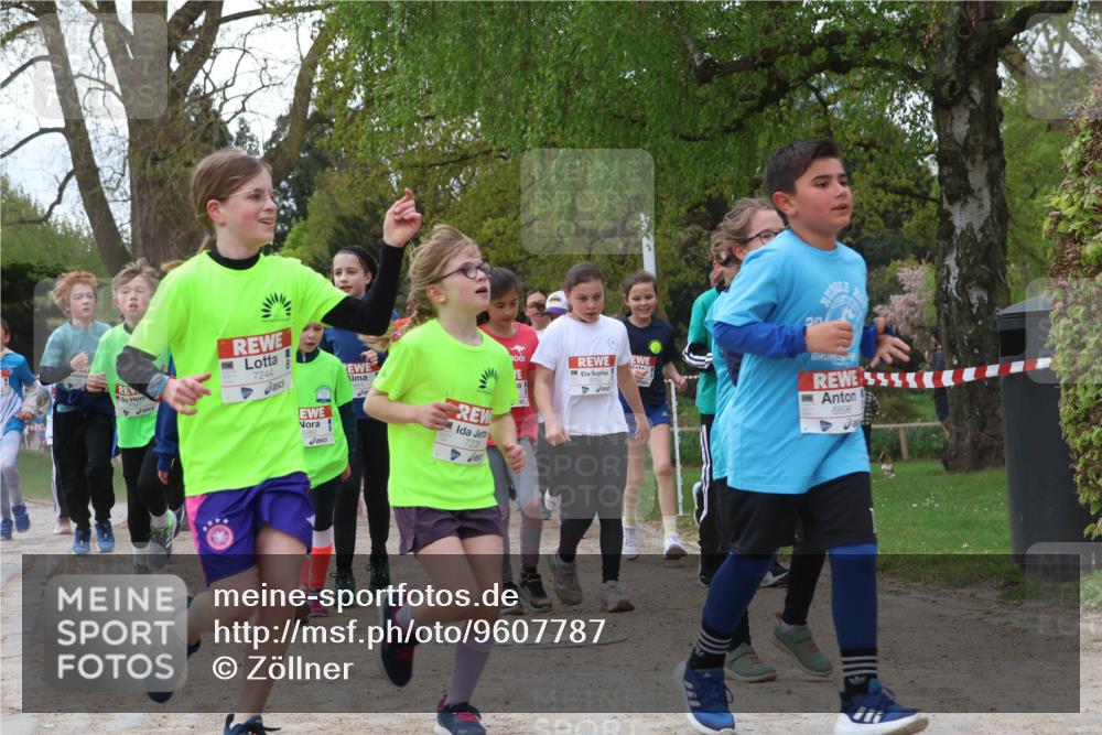 25.04.2026 - Das Zehntel Zöllner http://msf.ph/oto/9607787 25.04.2026 09:43:12 Laufen 7244, 5262, 5441, 7228, 6896 meine-sportfotos.de