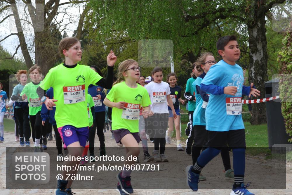 25.04.2026 - Das Zehntel Zöllner http://msf.ph/oto/9607791 25.04.2026 09:43:12 Laufen 7244, 441, 7228, 5153, 20, 6896 meine-sportfotos.de