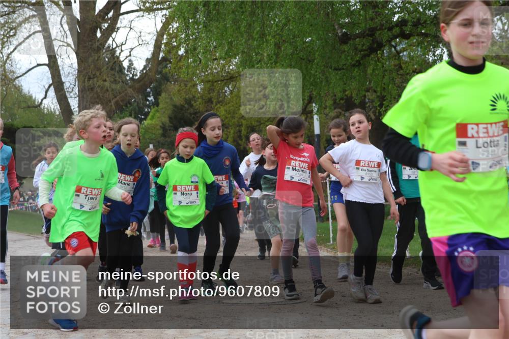 25.04.2026 - Das Zehntel Zöllner http://msf.ph/oto/9607809 25.04.2026 09:43:13 Laufen 5412, 5262, 5159, 7093, 11, 5153, 7244 meine-sportfotos.de