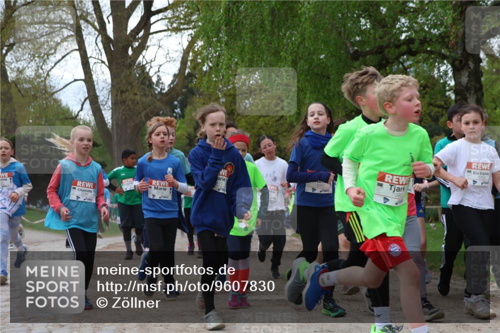 25.04.2026 - Das Zehntel Zöllner http://msf.ph/oto/9607830 25.04.2026 09:43:14 Laufen 5798, 5441, 412, 7098, 5153 meine-sportfotos.de