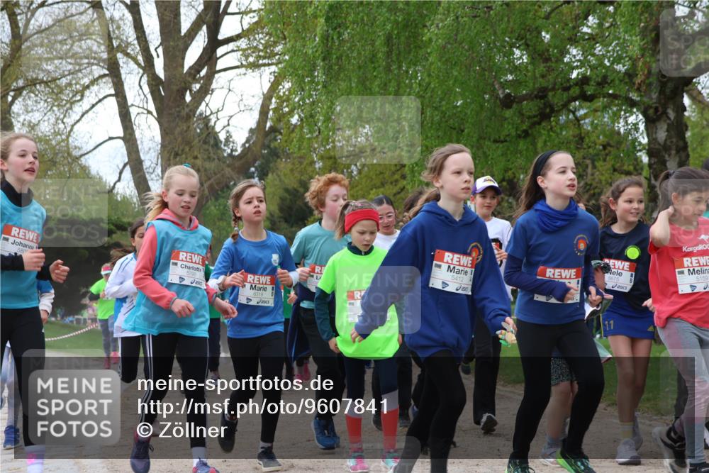 25.04.2026 - Das Zehntel Zöllner http://msf.ph/oto/9607841 25.04.2026 09:43:15 Laufen 580, 5798, 6319, 5412, 6675, 5159, 11 meine-sportfotos.de