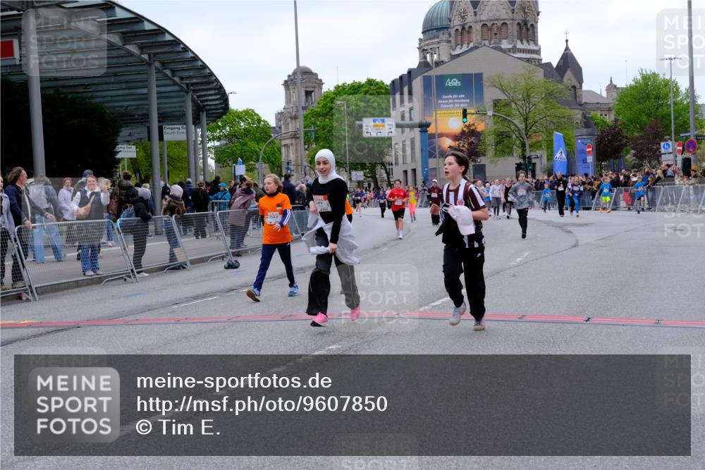 25.04.2026 - Das Zehntel Tim E. http://msf.ph/oto/9607850 25.04.2026 15:03:14 Ziel 15350, 15357, 16182, 16199, 16201, 16615, 16645, 17646, 17648, 18039 meine-sportfotos.de