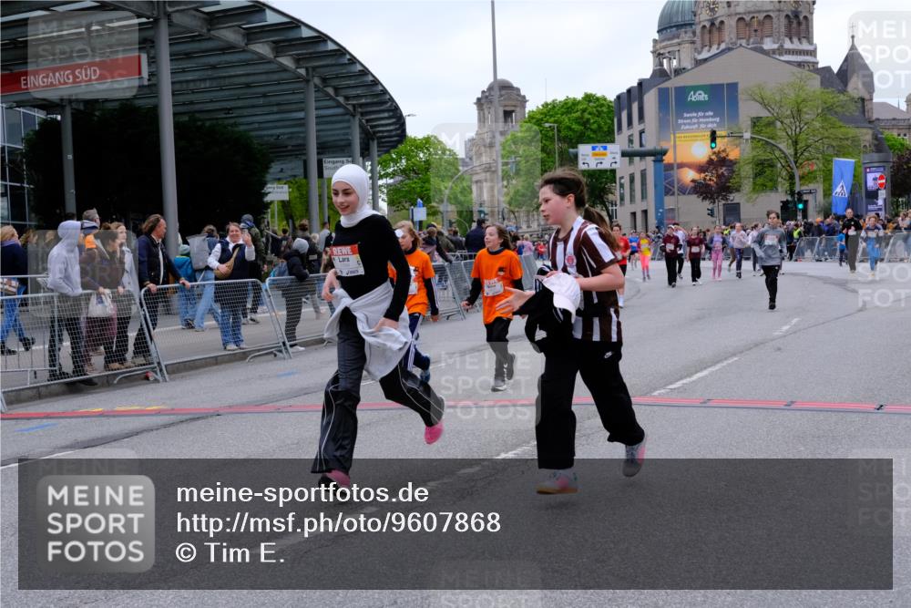 25.04.2026 - Das Zehntel Tim E. http://msf.ph/oto/9607868 25.04.2026 15:03:15 Ziel 15350, 15357, 15748, 16182, 16199, 16201, 16615, 16645, 17646, 17648, 17935, 18039 meine-sportfotos.de