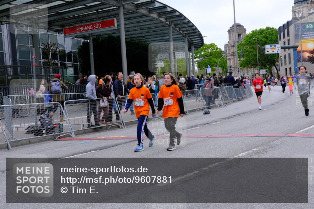 25.04.2026 - Das Zehntel Tim E. http://msf.ph/oto/9607881 25.04.2026 15:03:16 Ziel 15350, 15357, 15748, 16182, 16199, 16201, 16615, 17646, 17648, 17935, 18039 meine-sportfotos.de