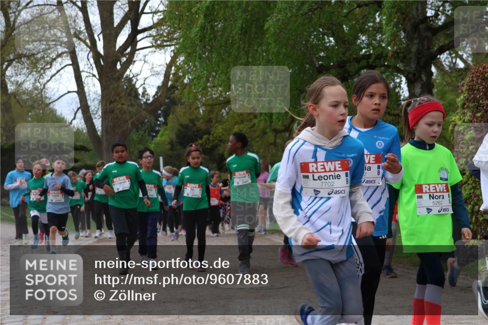 25.04.2026 - Das Zehntel Zöllner http://msf.ph/oto/9607883 25.04.2026 09:43:17 Laufen 7702, 1, 2, 5262 meine-sportfotos.de