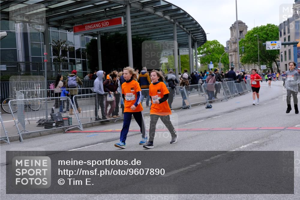 25.04.2026 - Das Zehntel Tim E. http://msf.ph/oto/9607890 25.04.2026 15:03:17 Ziel 15748, 16182, 16199, 16201, 16615, 17452, 17462, 17646, 17648, 17930, 17935 meine-sportfotos.de