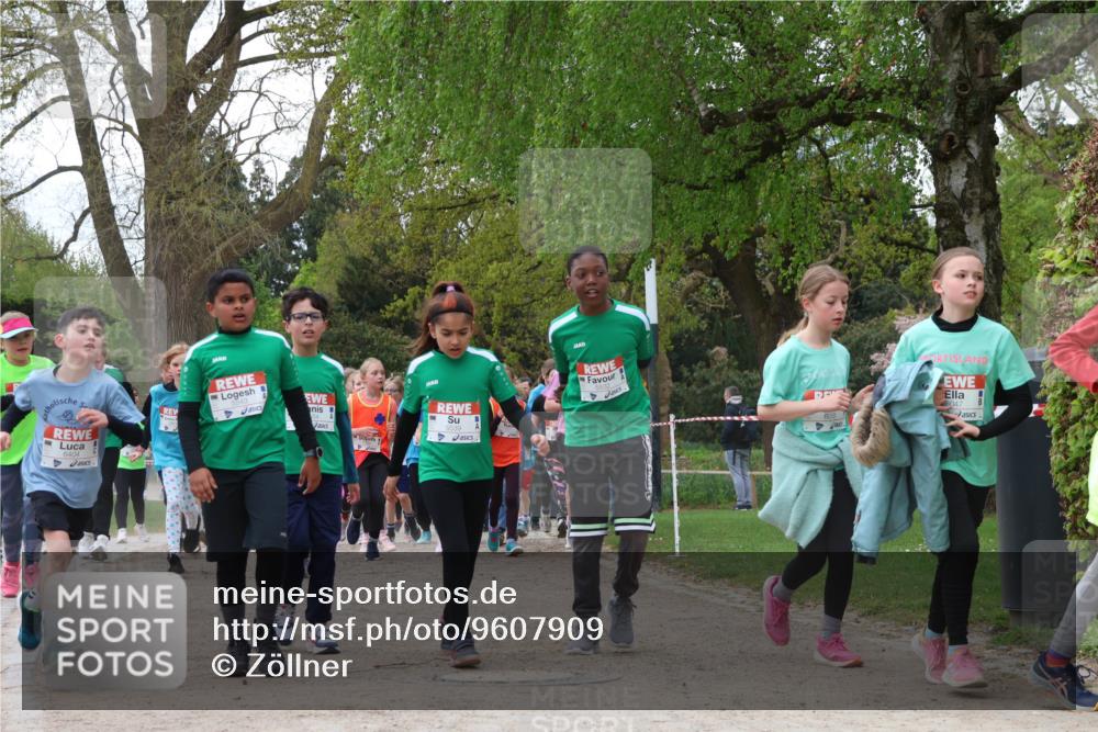 25.04.2026 - Das Zehntel Zöllner http://msf.ph/oto/9607909 25.04.2026 09:43:18 Laufen 6404, 603, 6047 meine-sportfotos.de