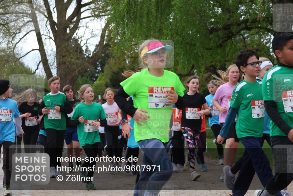 25.04.2026 - Das Zehntel Zöllner http://msf.ph/oto/9607971 25.04.2026 09:43:21 Laufen 6916, 5270, 7174, 4, 555 meine-sportfotos.de