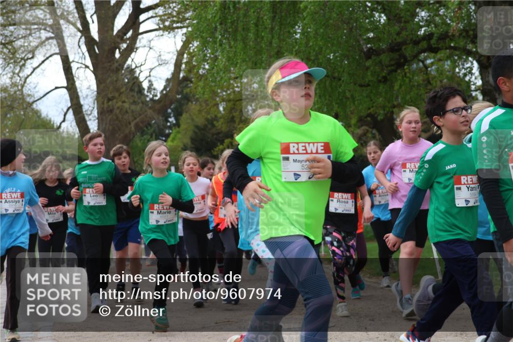 25.04.2026 - Das Zehntel Zöllner http://msf.ph/oto/9607974 25.04.2026 09:43:21 Laufen 6916, 52 meine-sportfotos.de