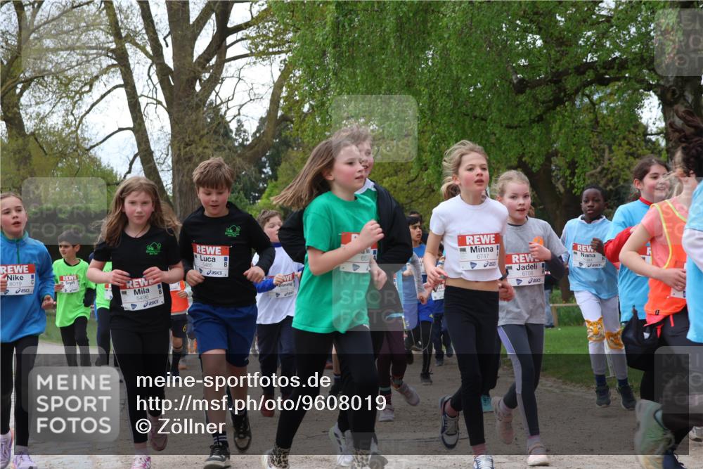 25.04.2026 - Das Zehntel Zöllner http://msf.ph/oto/9608019 25.04.2026 09:43:23 Laufen 8019, 5496, 5485, 6747, 6708 meine-sportfotos.de