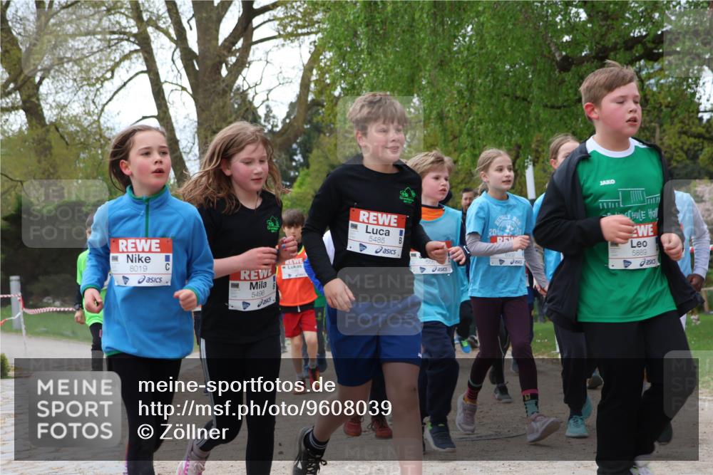 25.04.2026 - Das Zehntel Zöllner http://msf.ph/oto/9608039 25.04.2026 09:43:24 Laufen 8019, 5496, 5485, 20, 6932, 5889 meine-sportfotos.de