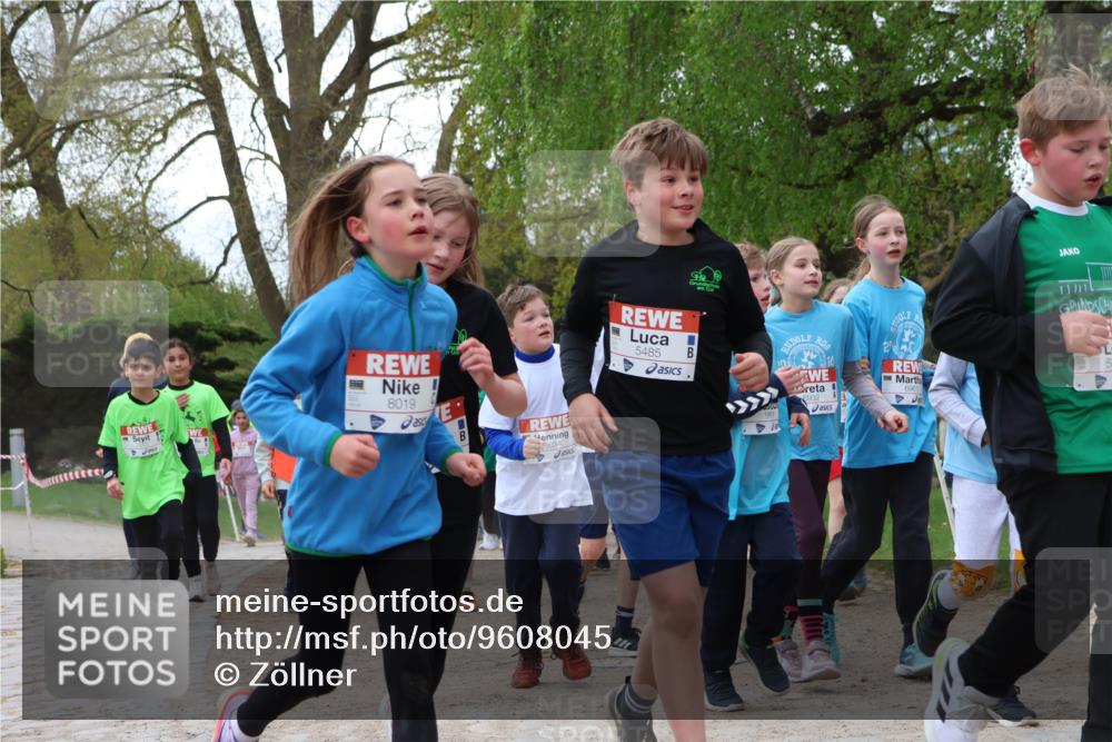 25.04.2026 - Das Zehntel Zöllner http://msf.ph/oto/9608045 25.04.2026 09:43:24 Laufen 8019, 5034, 5485, 20, 6932, 2, 6961 meine-sportfotos.de