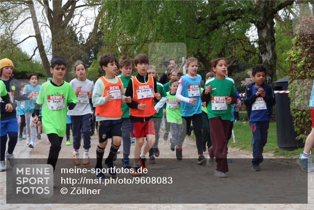 25.04.2026 - Das Zehntel Zöllner http://msf.ph/oto/9608083 25.04.2026 09:43:27 Laufen 7313, 7390, 7386, 5530, 5342 meine-sportfotos.de