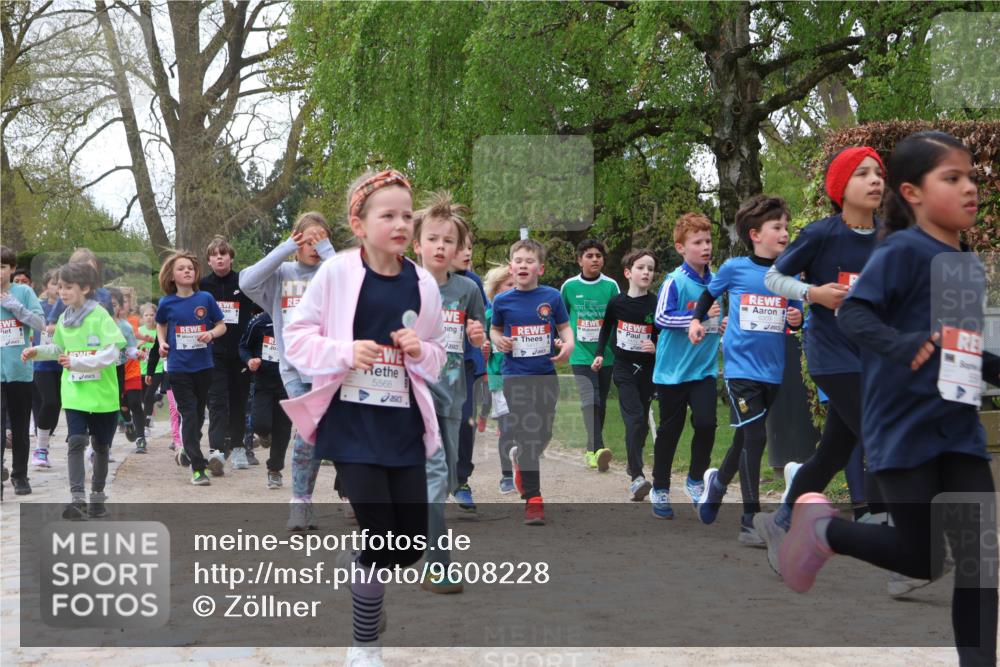 25.04.2026 - Das Zehntel Zöllner http://msf.ph/oto/9608228 25.04.2026 09:43:34 Laufen 5568 meine-sportfotos.de