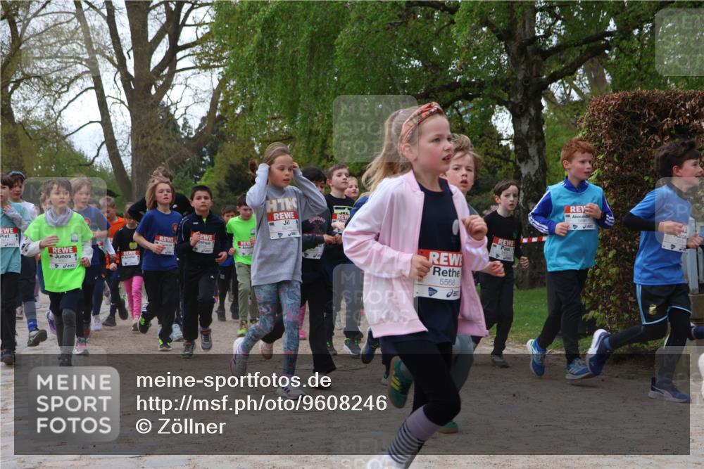 25.04.2026 - Das Zehntel Zöllner http://msf.ph/oto/9608246 25.04.2026 09:43:34 Laufen 8035, 5568, 5696, 6309 meine-sportfotos.de