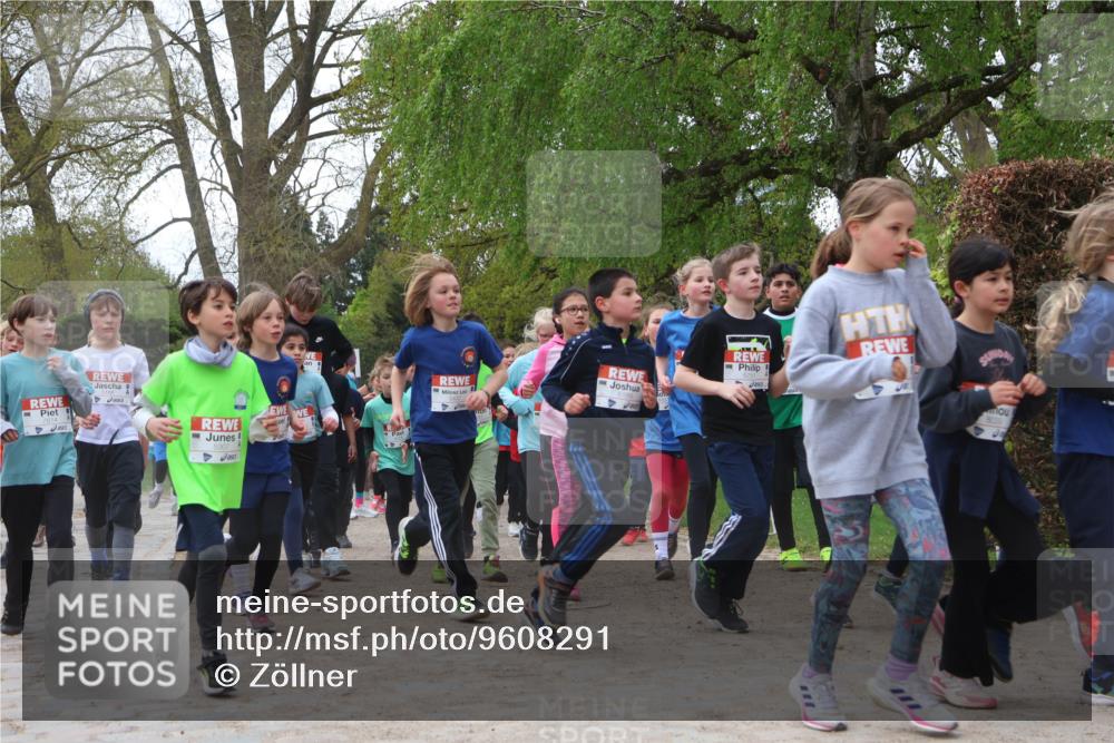 25.04.2026 - Das Zehntel Zöllner http://msf.ph/oto/9608291 25.04.2026 09:43:35 Laufen 5307, 8029 meine-sportfotos.de