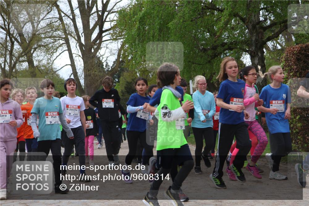 25.04.2026 - Das Zehntel Zöllner http://msf.ph/oto/9608314 25.04.2026 09:43:36 Laufen 7580, 7614 meine-sportfotos.de