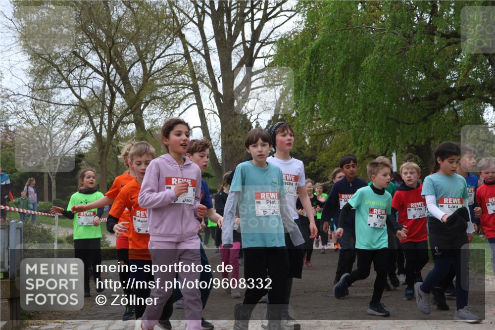 25.04.2026 - Das Zehntel Zöllner http://msf.ph/oto/9608332 25.04.2026 09:43:37 Laufen 620, 80, 7614, 166, 6129, 6006 meine-sportfotos.de