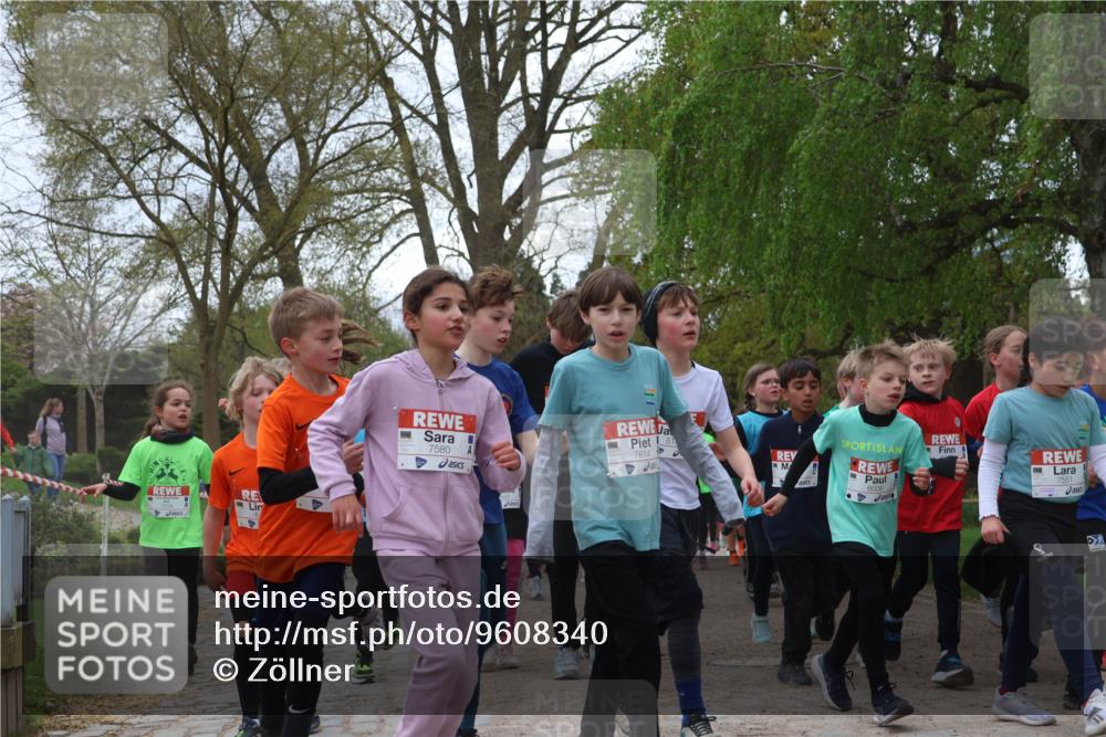 25.04.2026 - Das Zehntel Zöllner http://msf.ph/oto/9608340 25.04.2026 09:43:37 Laufen 7319, 7580, 51, 7614, 6006, 7551 meine-sportfotos.de