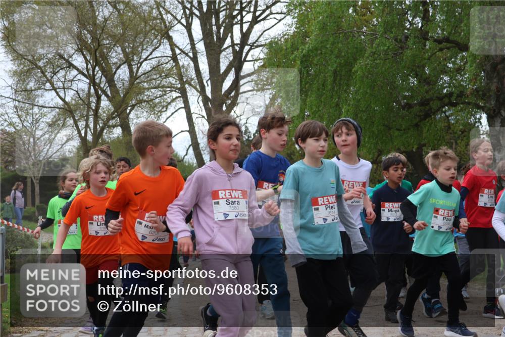 25.04.2026 - Das Zehntel Zöllner http://msf.ph/oto/9608353 25.04.2026 09:43:37 Laufen 618, 6207, 7580, 7614, 6006, 801 meine-sportfotos.de