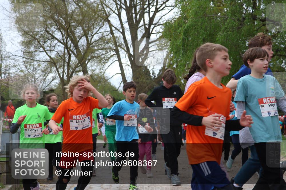 25.04.2026 - Das Zehntel Zöllner http://msf.ph/oto/9608367 25.04.2026 09:43:38 Laufen 7131, 6187, 6844, 7614 meine-sportfotos.de
