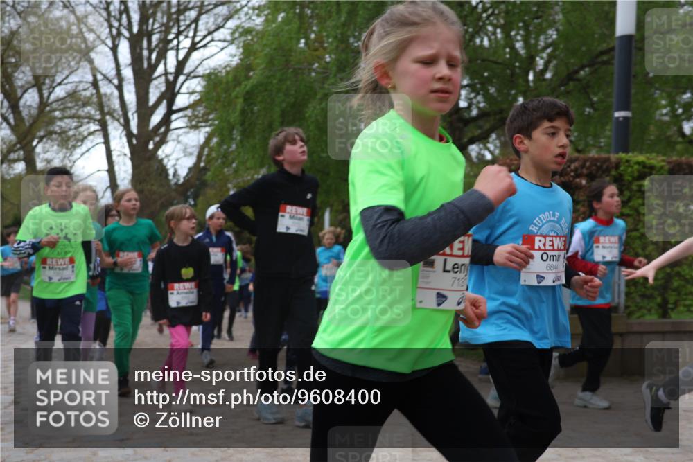 25.04.2026 - Das Zehntel Zöllner http://msf.ph/oto/9608400 25.04.2026 09:43:39 Laufen 713 meine-sportfotos.de
