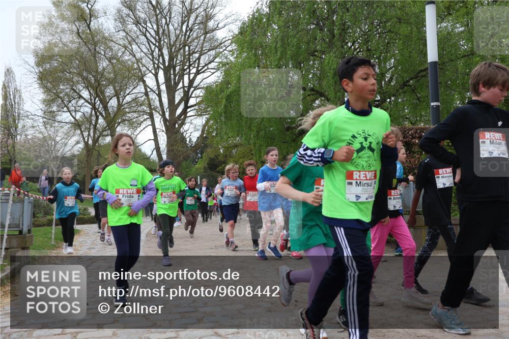 25.04.2026 - Das Zehntel Zöllner http://msf.ph/oto/9608442 25.04.2026 09:43:41 Laufen 7322, 5542 meine-sportfotos.de