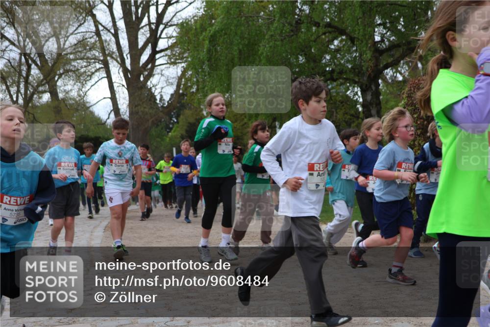 25.04.2026 - Das Zehntel Zöllner http://msf.ph/oto/9608484 25.04.2026 09:43:43 Laufen 5735 meine-sportfotos.de