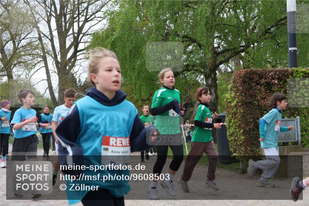 25.04.2026 - Das Zehntel Zöllner http://msf.ph/oto/9608503 25.04.2026 09:43:44 Laufen 5735 meine-sportfotos.de