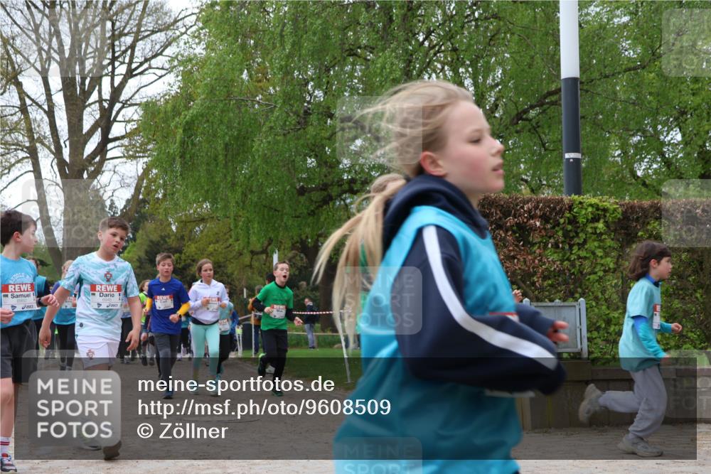 25.04.2026 - Das Zehntel Zöllner http://msf.ph/oto/9608509 25.04.2026 09:43:44 Laufen 6950 meine-sportfotos.de
