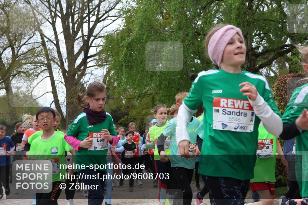 25.04.2026 - Das Zehntel Zöllner http://msf.ph/oto/9608703 25.04.2026 09:43:53 Laufen 5244, 5546, 5545, 6017, 14 meine-sportfotos.de