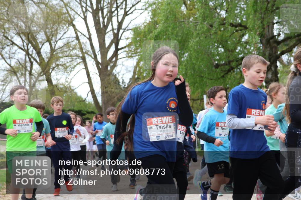 25.04.2026 - Das Zehntel Zöllner http://msf.ph/oto/9608773 25.04.2026 09:43:56 Laufen 5296, 5402, 6818, 12 meine-sportfotos.de