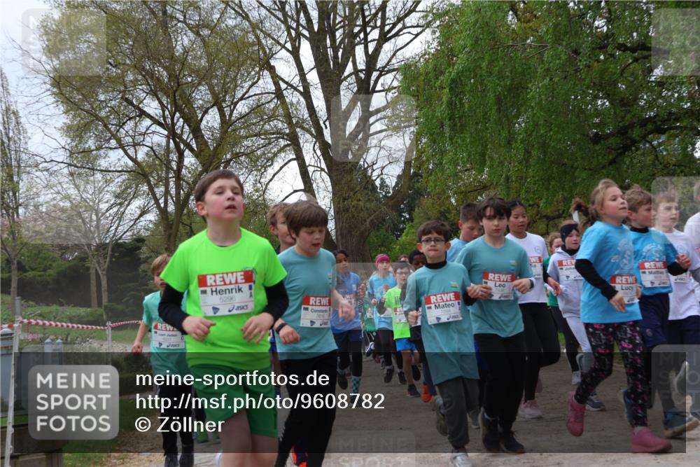 25.04.2026 - Das Zehntel Zöllner http://msf.ph/oto/9608782 25.04.2026 09:43:57 Laufen 5296, 7616, 250, 2 meine-sportfotos.de