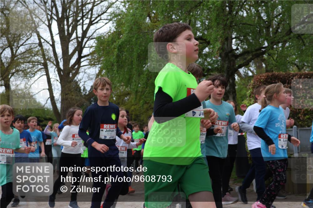 25.04.2026 - Das Zehntel Zöllner http://msf.ph/oto/9608793 25.04.2026 09:43:58 Laufen 6031, 6741, 009, 20, 10, 594, 08 meine-sportfotos.de