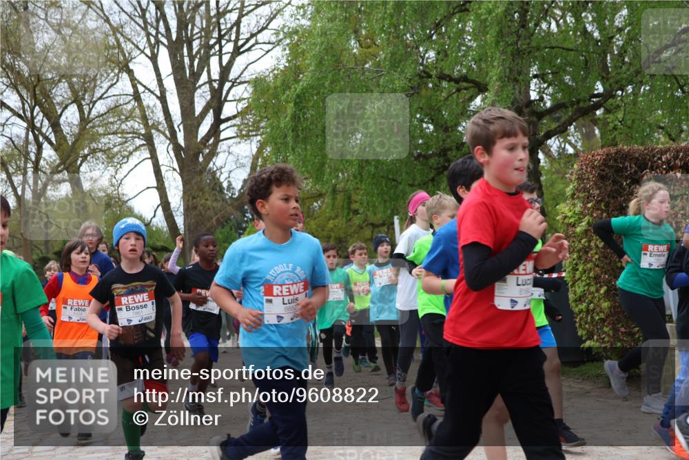 25.04.2026 - Das Zehntel Zöllner http://msf.ph/oto/9608822 25.04.2026 09:43:59 Laufen 7861, 6184 meine-sportfotos.de