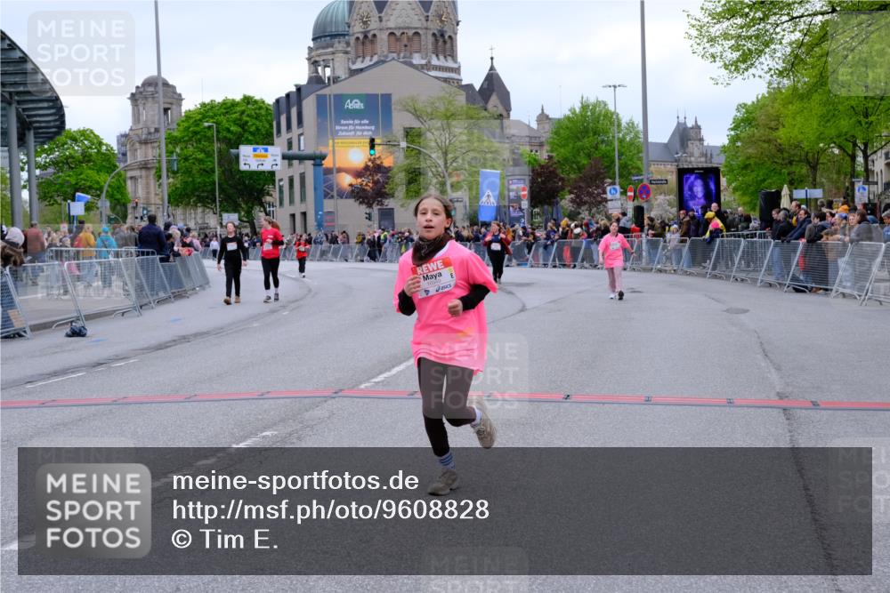 25.04.2026 - Das Zehntel Tim E. http://msf.ph/oto/9608828 25.04.2026 15:05:55 Ziel 15911, 16949, 17304, 17390 meine-sportfotos.de